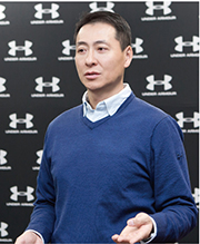 특급 스포츠웨어 「언더아머」 화제 5536-Image