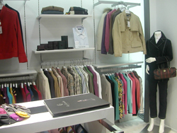 「기라로쉬」 파격 매장제 ‘눈길’ 3-Image