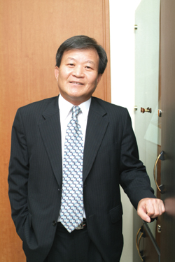 신동배 한국팬트랜드 대표 3-Image