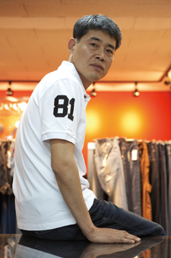 이욱희<br>두진양행 사장 3-Image