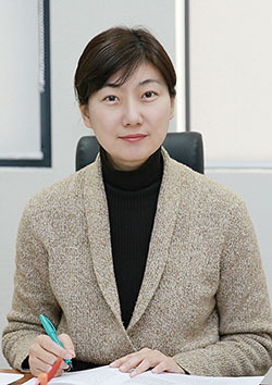 이유리ㅣ서울대 의류학과 교수<br> 불확실 시대, 기회의 시기로! 3-Image