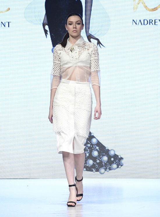 [VFW*DDPF] GHA 「나드리로렌트」 아름다운 루이스의 성직복 3-Image