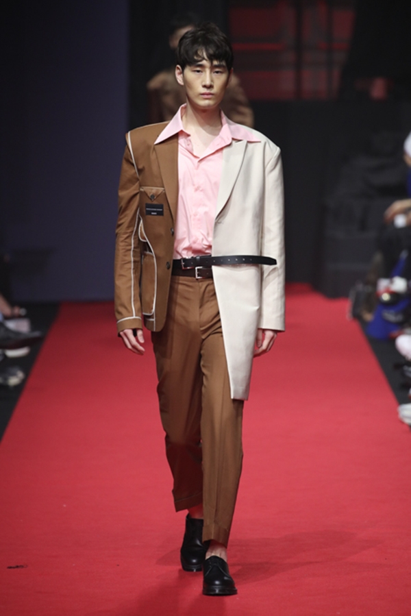 [SFW*DDPF] 강요한, 조화와 부조화의 「참스」 1940-Image