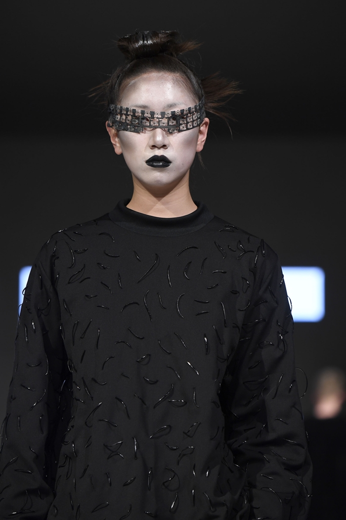 [VFW*DDPF] ITA 「밀레나로하스」 비문명화된 인간 사회?! 2310-Image