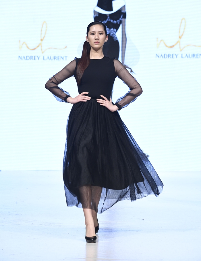 [VFW*DDPF] GHA 「나드리로렌트」 아름다운 루이스의 성직복 2718-Image