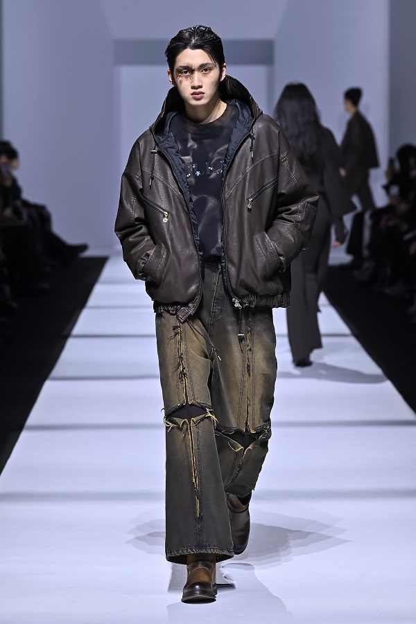 [HiSS*FBZ] 이성동 얼킨, 지속가능한 하이엔드 그런지 룩 제안! 2023-Image