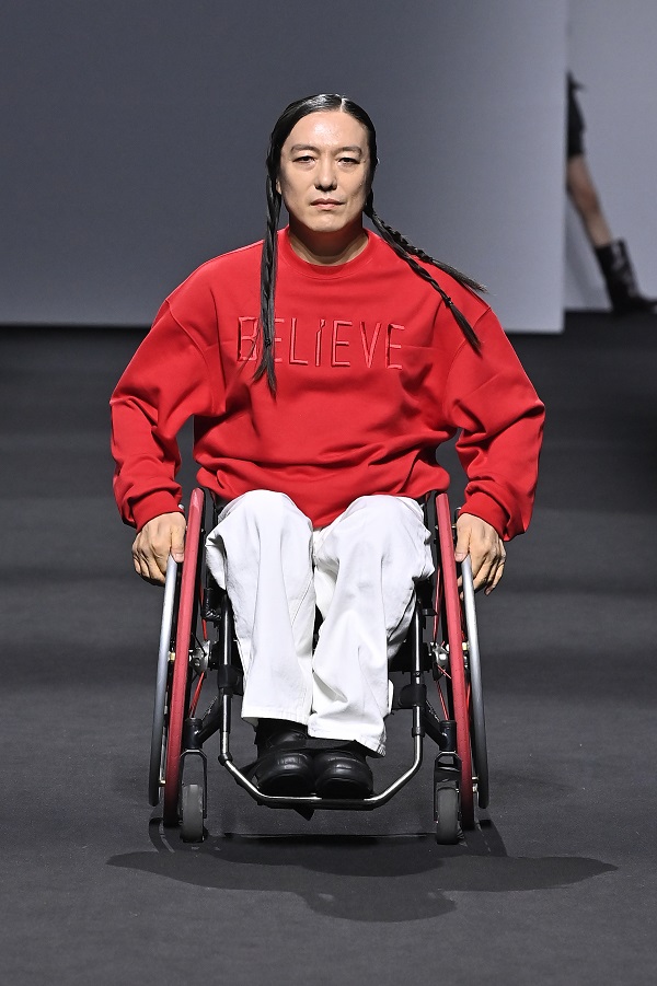 [HiSS*FBZ] 이청청 라이, 과감한 구조의 디자이너 레이블 2526-Image