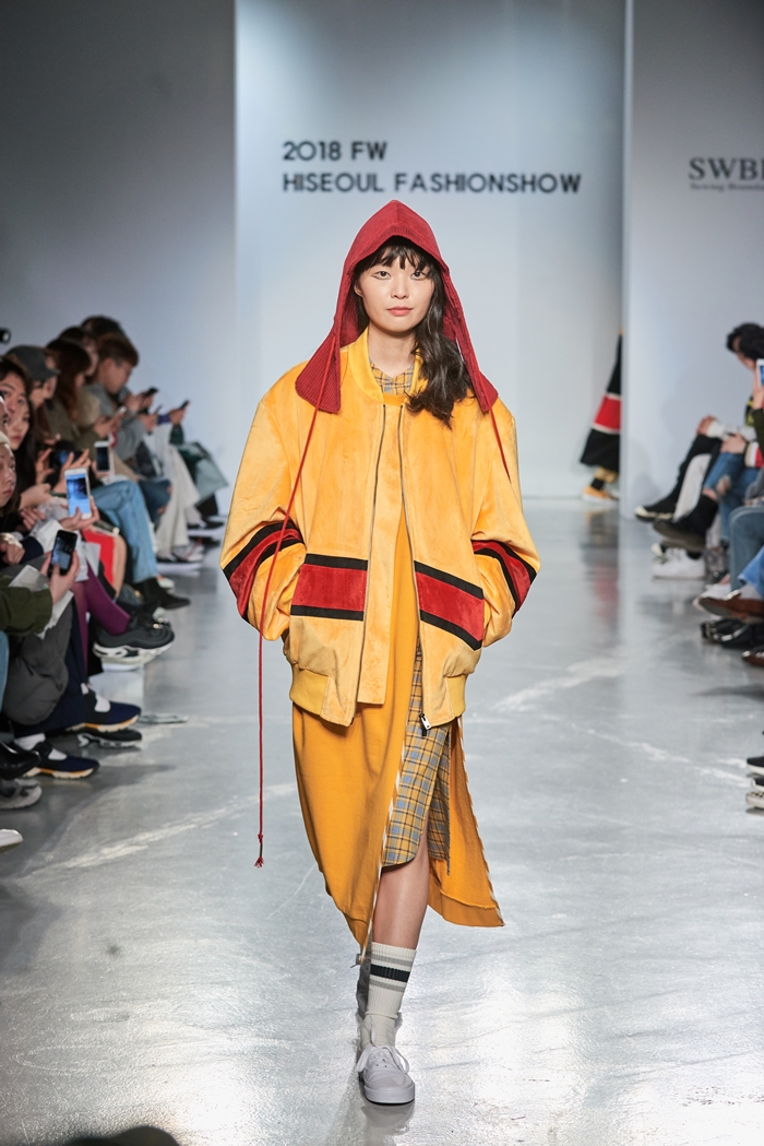 [HiSS*DDPF] 하동호, 등대 그래픽 돋보인 「소윙바운더리스」 2720-Image