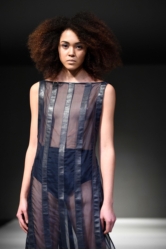 [VFW*DDPF] AUS 「앨리호워드」 유니크한 그리드 패션 선봬 3146-Image