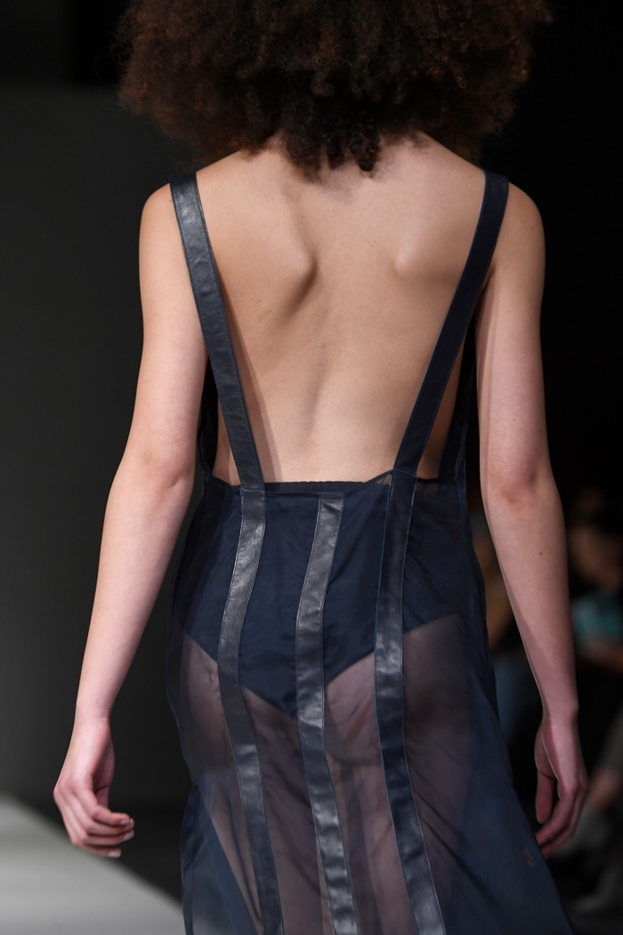 [VFW*DDPF] AUS 「앨리호워드」 유니크한 그리드 패션 선봬 3227-Image