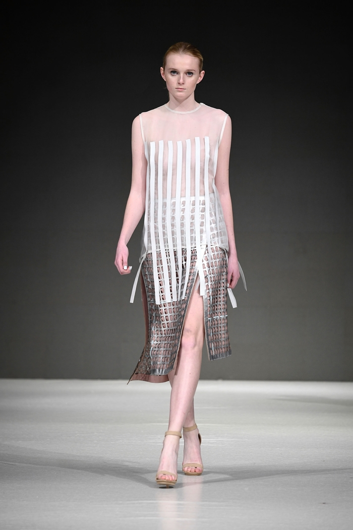 [VFW*DDPF] AUS 「앨리호워드」 유니크한 그리드 패션 선봬 3551-Image