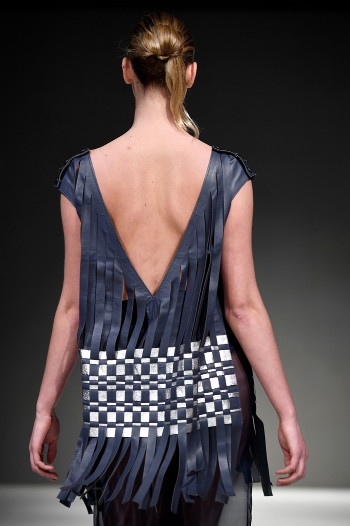 [VFW*DDPF] AUS 「앨리호워드」 유니크한 그리드 패션 선봬 4277-Image