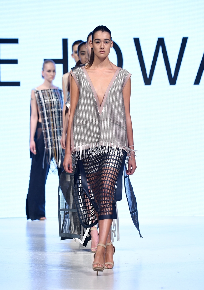 [VFW*DDPF] AUS 「앨리호워드」 유니크한 그리드 패션 선봬 4437-Image