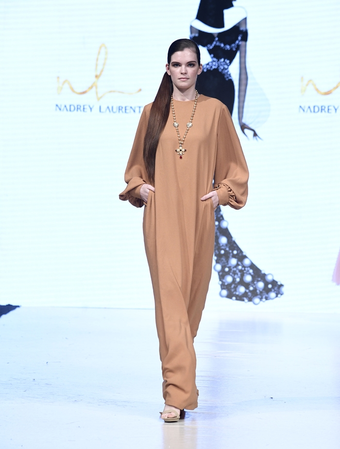 [VFW*DDPF] GHA 「나드리로렌트」 아름다운 루이스의 성직복 4656-Image