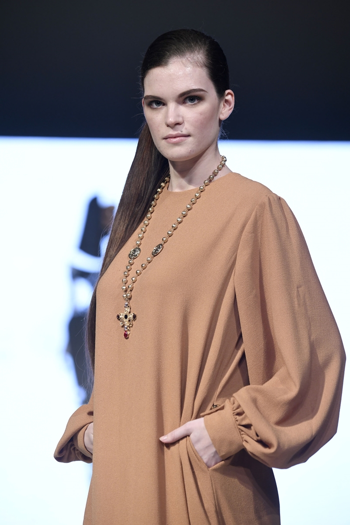 [VFW*DDPF] GHA 「나드리로렌트」 아름다운 루이스의 성직복 4736-Image