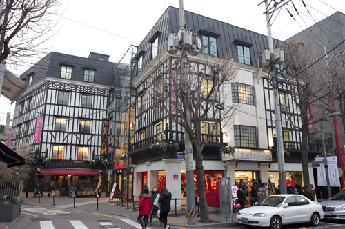 [포토]가로수길도 대형화 대세! 760-Image