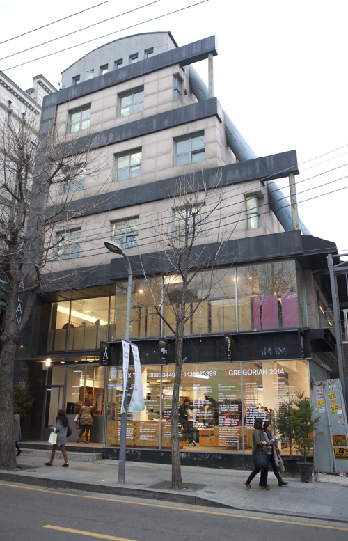 [포토]가로수길도 대형화 대세! 839-Image