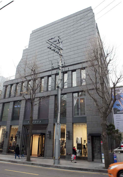 [포토]가로수길도 대형화 대세! 1235-Image