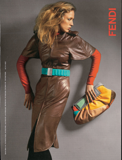 명품 브랜드 ‘대중화’ 시대<br>3조원 하이엔드 마켓 2라운드! 1009-Image