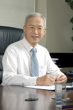 [2008 베스트피플] 2008 이끌 Global Leader는?<br>윤윤수 박성수 김성주 회장 등 추천 11633-Image