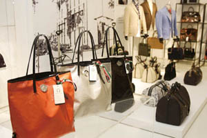 돈되는 잡화 잡아라!    ‘북적북적’ 1810-Image