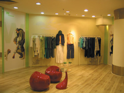 「랑시」「W.」「톰보이」「사틴」인기 3-Image