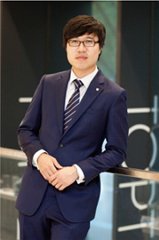 패션 스트리트 현장 르포<br> 명동 & 가로수길<br>‘뜨겁다 뜨거워’! 6145-Image