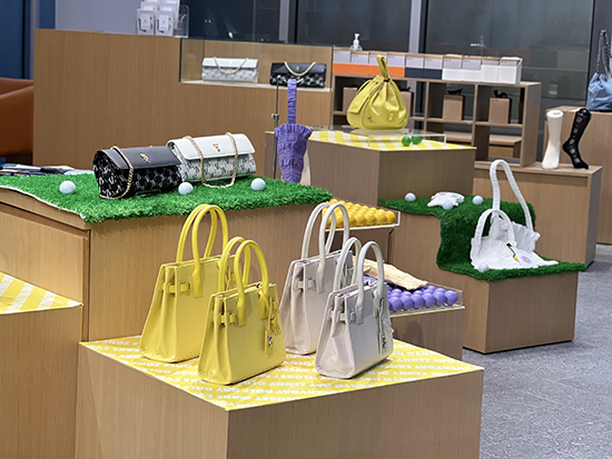 젠니클로젯, <br> 골프존 조이마루에 친환경 아트샵 오픈 727-Image