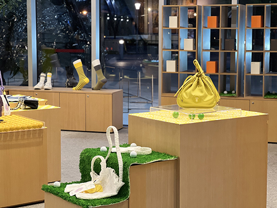 젠니클로젯, <br> 골프존 조이마루에 친환경 아트샵 오픈 1292-Image