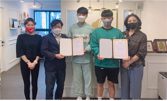 뉴럴하이웨이-낄낄상회, 감동배달꾼 업무협약 체결 - 뉴스 썸네일 이미지