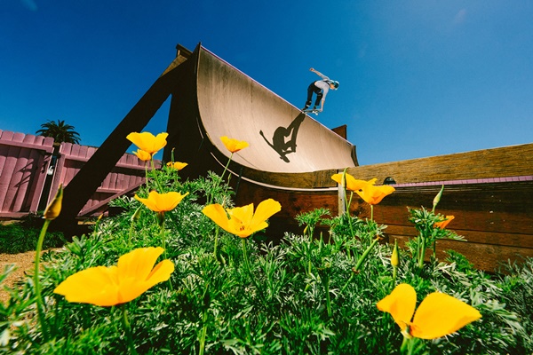 반스, 리지 알만토의 '더 리지' 뉴 컬렉션 선봬 3-Image