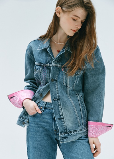 리바이스, 디렉터 정윤기와 협업 프로젝트 공개 843-Image