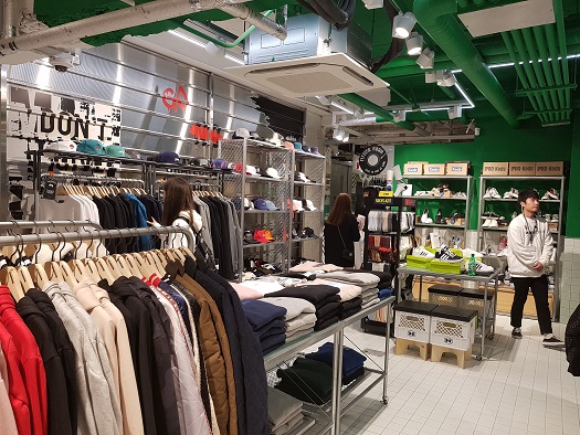 ‘원더플레이스’ 명동 플래그십 스토어 그랜드 오픈! 2185-Image