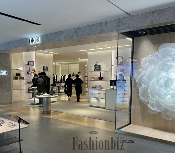 [포토] 갤러리아 남성층 변신 '럭셔리 맨즈'로 1324-Image