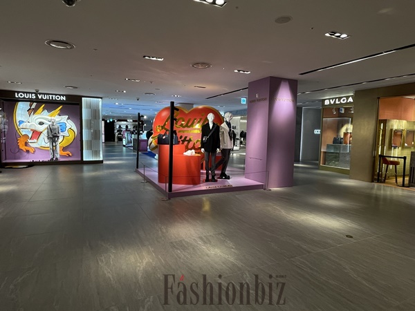 [포토] 갤러리아 남성층 변신 '럭셔리 맨즈'로 3-Image