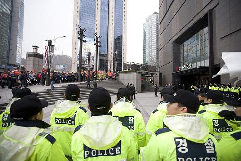 [포토]빅3 아울렛 출점 반대 시위 1346-Image