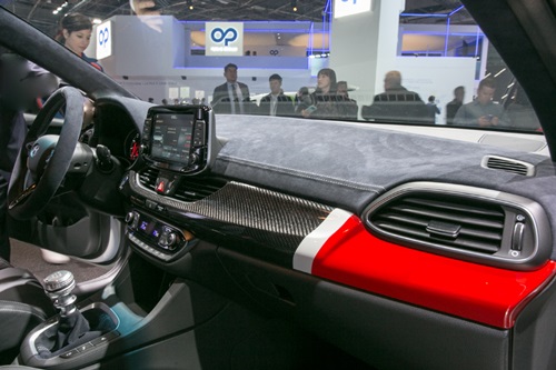 伊 혁신소재 알칸타라, 현대차 내부 인테리어에 적용 1345-Image