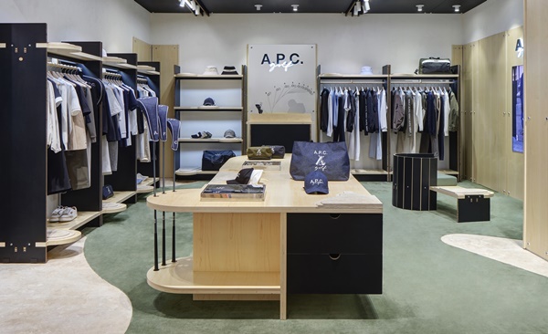 아페쎄골프, 신강 오픈 첫날 '역대 최고 매출' 기록 3-Image