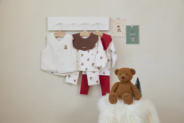 해피랜드, 따뜻한 ‘해피 크리스마스 컬렉션’ 선봬 - 뉴스 썸네일 이미지