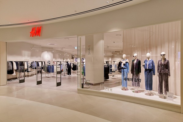 H&M, 스타필드 수원점에 국내 41번째 매장 오픈 3-Image