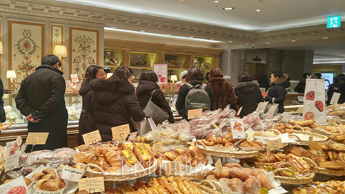 롯데 본점 식품관 리뉴얼 반응은? 423-Image