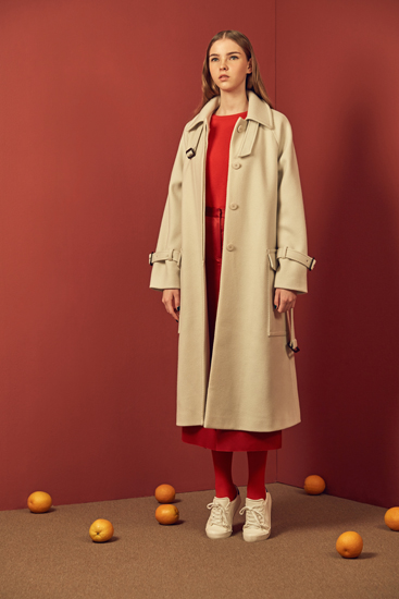 「포스트커밍스텝」 '에크루 블랭킷 코트' 히트 예감 636-Image