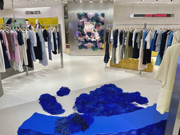 론칭 10주년 '럭키슈에뜨' 코엑스점 리뉴얼 오픈 956-Image