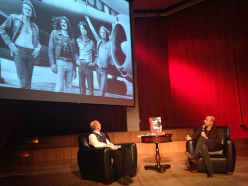 존 바바토스, 록과 남성패션은? 1641-Image