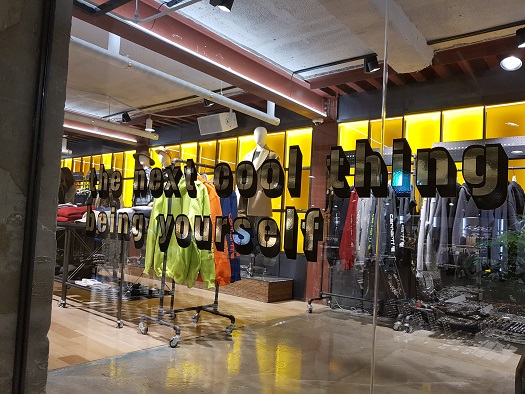 ‘원더플레이스’ 명동 플래그십 스토어 그랜드 오픈! 3320-Image