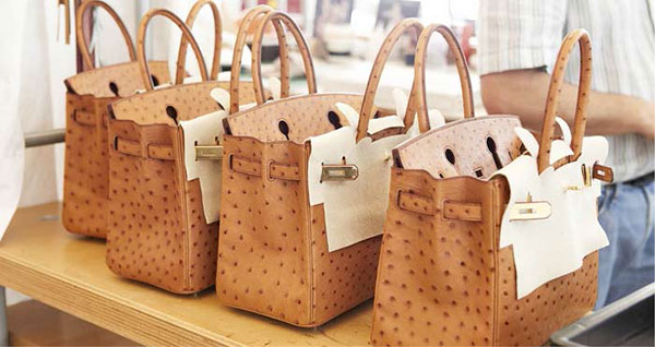 [월드] 럭셔리 ‘잇백(It bag)’의 미래는? 1977-Image