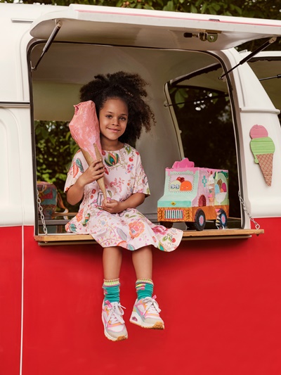 오일릴리, 론칭 60주년 기념 ‘펠앤콜’과 컬래버 1053-Image