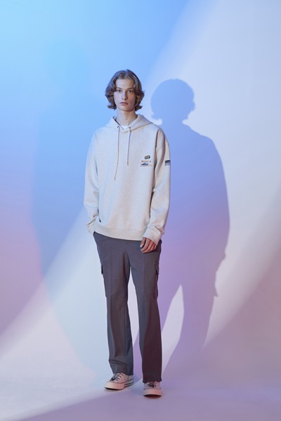 질스튜어트뉴욕, 국내 아티스트 ‘카시크’와 협업 1127-Image