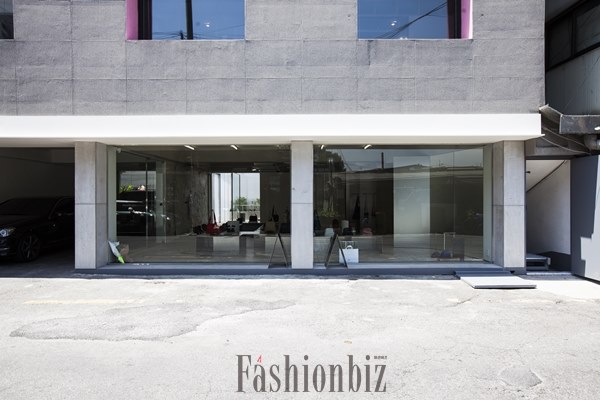 온라인 핸드백 '오소이' 플래그십 리뉴얼 오픈 687-Image