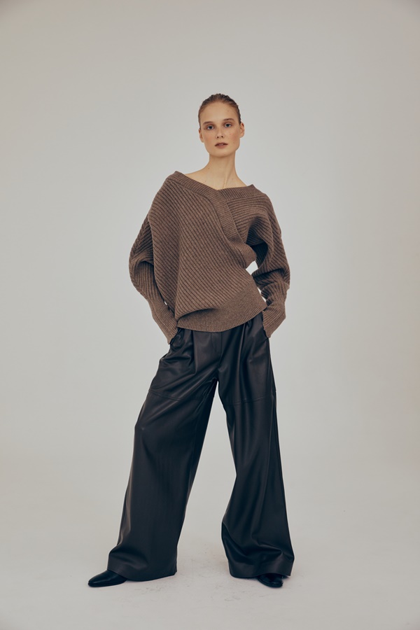 해외서 더 유명한 여성 컨템퍼러리 '르비에르(LVIR)' 1907-Image